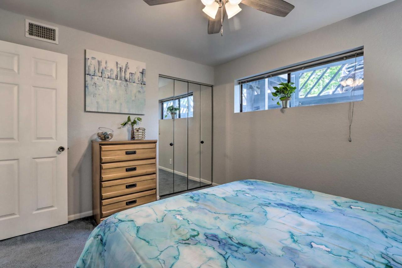 Osage Beach Condo With Pool Access And Lake Views Exteriör bild